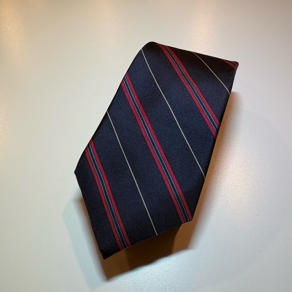 Mario Valentino Men's Necktie Navy Burgundy Striped, 100% Silk